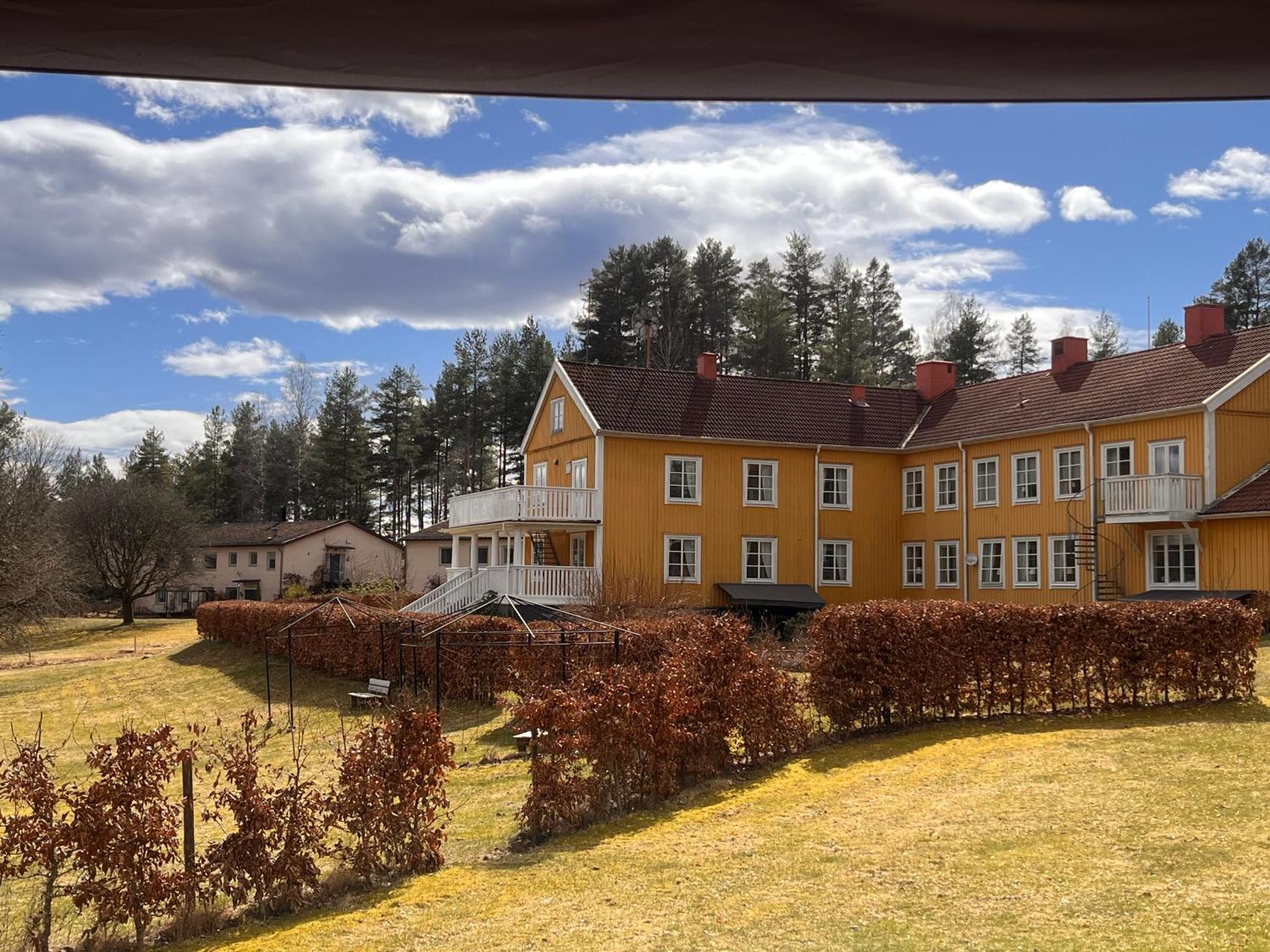 Hotel Perolofgarden Åsbro Dış mekan fotoğraf